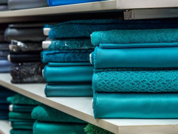 choosing curtain fabric