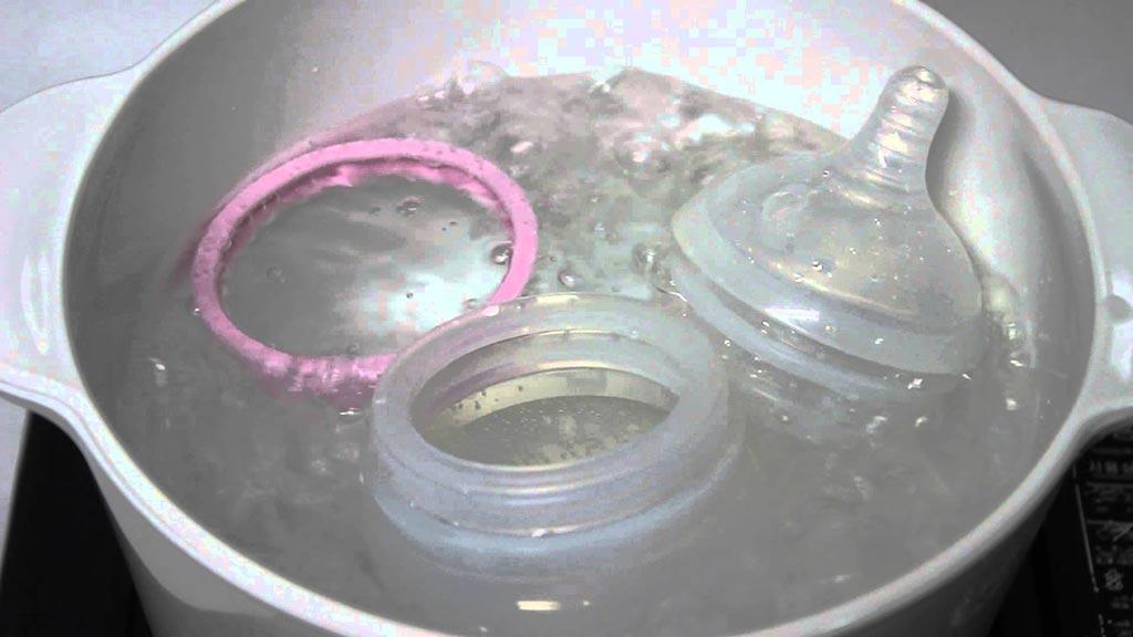 clean sanitise bottles sippy cups