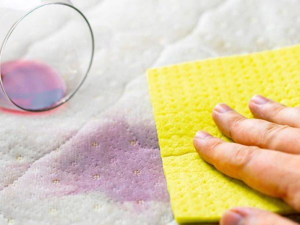 upholstery cleaning mistakes